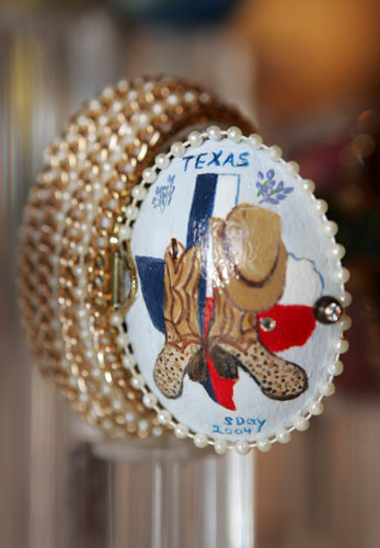 painted egg by Ms. Sandra J. Day, Cleburne, TX