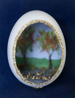 Painted egg by Diane Murray