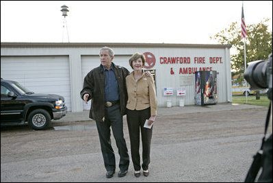 President George W. Bush speaks to the press after he and Laura Bush voted at the Crawford Fire Station in Crawford, Texas, Tuesday, Nov. 7, 2006. 