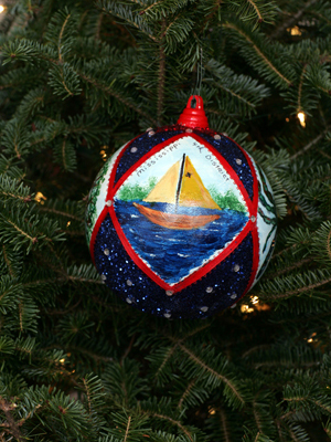 Mississippi Congressman Gene Taylor selected artist Kathy Hollland to decorate the 4th District's ornament for the 2008 White House Christmas Tree.