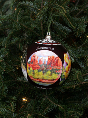 Arizona Senator John McCain selected artist Vikki Reed to decorate the State's ornament for the 2008 White House Christmas Tree