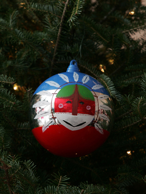 Alaska Senator Ted Stevens selected artist Perry Eaton to decorate the State's ornament for the 2008 White House Christmas Tree.
