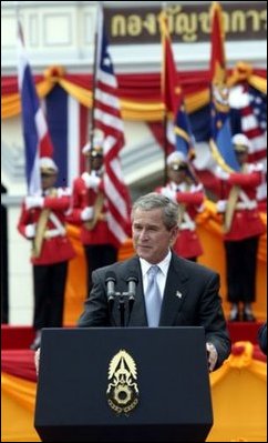 President George W. Bush addresses Thai troops at the Royal Thai Army Headquarters in Bangkok, Thailand, Sunday Oct. 19, 2003. White House photo by Paul Morse