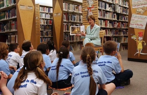 Laura Bush reads to Fifth Graders at the Rancho Mirage Public Library in Palm Springs, Calif., on Wednesday, February 18, 2004. White House photo by Tina Hager