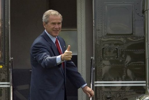 President George W. Bush departs the White House for Pennsylvania and West Virginia on Tuesday August 17, 2004. White House photo by Paul Morse.