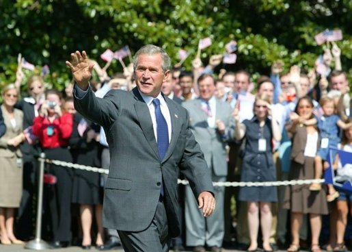 President George W. Bush waves upon his departure from the White House Wednesday, Sept. 1, 2004. White House photo by Tina Hager.