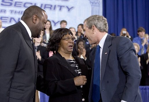 President George W. Bush and retiree Helen Lyons discuss Social Security during his visit to Shreveport, La., Friday, March 11, 2005. White House photo by Paul Morse
