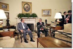 President George W. Bush and Prime Minister Kostas Karamanlis of Greece meet with the press in the Oval Office Friday, May 20, 2005.  White House photo by Eric Draper