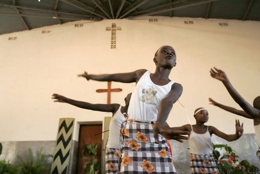 Dancers perform at Kagarama Church in Kigali, Rwanda, Thursday, July 14, 2005, during a visit by Laura Bush. White House photo by Krisanne Johnson