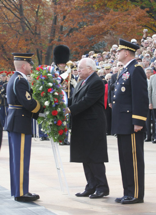 Vice President Dick Cheney stands with Major General Swan, Friday, Nov. 11, 2005, as he places a wreath during Veterans Day ceremonies at Arlington National Cemetery in Arlington, Va. White House photo by David Bohrer