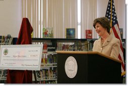 Mrs. Laura Bush announces a Striving Readers grant to Newark Public Schools, during her visit to the Avon Avenue Elementary School, Thursday, March 16, 2006 in Newark, N.J. The Striving Readers grant will be used to support programs to improve students reading skills and become proficient at grade level.  White House photo by Shealah Craighead