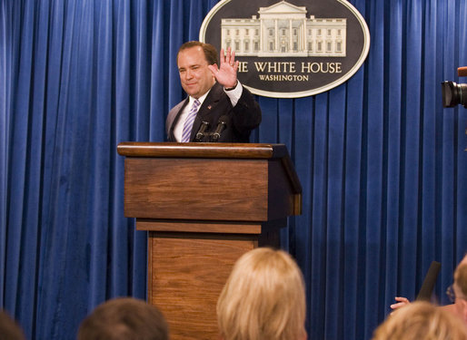 White House Press Secretary Scott McClellan bids farewell to the press pool Friday, May 5, 2006, after delivering his last official briefing at the White House. White House photo by Shealah Craighead