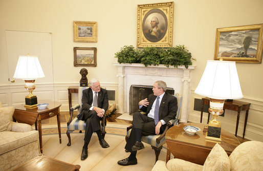 President George W. Bush and President Valdas Adamkus of Lithuania meet Monday, Feb. 12, 2007, in the Oval Office of the White House. White House photo by Eric Draper