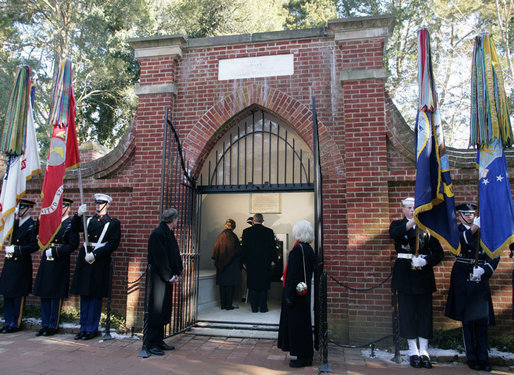 President George W. Bush and Mrs. Laura Bush are seen inside the tomb of President George Washington and Martha Washington, Monday, Feb. 19, 2007, at the Mount Vernon Estate in Mount Vernon, Va., during a wreath presentation to mark the 275th birthday of President Washington. White House photo by Shealah Craighead