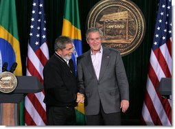 President George W. Bush and Brazilian President Luiz Inacio Lula da Silva shake hands at the conclusion of their joint news conference Saturday, March 31, 2007, at Camp David. White House photo by Joyce Boghosian