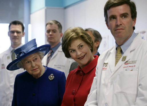 Mrs. Laura Bush and Her Majesty Queen Elizabeth II of Great Britain meet with staff members Tuesday, May 8, 2007, during a visit to the Children’s National Medical Center in Washington, D.C. White House photo by Shealah Craighead