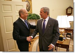 President George W. Bush welcomes Prime Minister Ehud Olmert of Israel to the Oval Office Tuesday, June 19, 2007. White House photo by Eric Draper