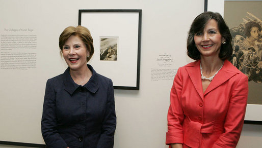 Mrs. Laura Bush and Mrs. Náda P. Simonyi, wife of Hungarian Ambassador András Simonyi, talk to members of the media after they viewed photographs Wednesday, Aug. 1, 2007, at the National Gallery of Art exhibit, FOTO: Modernity in Central Europe, 1918-1945. White House photo by Joyce N. Boghosian