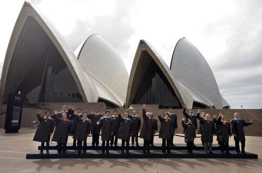 President George W. Bush joins fellow APEC leaders for the official portrait Saturday, Sept. 8, 2007, in front of the Sydney Opera House. White House photo by Chris Greenberg