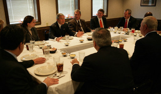 President George W. Bush meets with business and community leaders for lunch at Sam's Tavern Tuesday, Nov. 13, 2007, in New Albany, Indiana. White House photo by Chris Greenberg