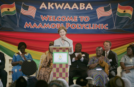 Mrs. Laura Bush thanks hospital staff, patients and invited guests for their welcome Wednesday, Feb. 20, 2008, to the Maamobi Polyclinic health facility in Accra, Ghana. White House photo by Shealah Craighead