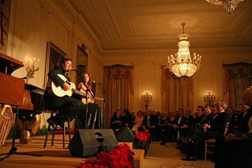 Performers Amy Grant and Vince Gill entertain guests at the State Dinner for the Nation's Governors hosted by President Bush and Laura Bush, Sunday, February 24, 2008 at the White House. White House photo by Joyce N. Boghosian