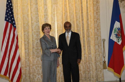 Mrs. Laura Bush meets with Haiti’s President Rene Preval Thursday, March 13, 2008 at the National Palace in Port-au-Prince, Haiti, prior to Mrs. Bush’s visit to the GHESKIO HIV/AIDS Center, the U.S. Embassy and the College de St. Martin Tours education program. White House photo by Shealah Craighead