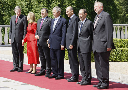 President George W. Bush stands for a photo with a delegation of European Union leaders, joined by National Security Advisor Steve Hadley, left, Tuesday, June 10, 2008 at Brdo Castle in Kranj, Slovenia. From left are, Steve Hadley, U.S. National Security Advisor; Benita Ferrero-Waldner, commissioner for External Relations and European Neighborhood Policy; European Commission President Jose Manuel Barroso; Slovenia Prime Minister Janez Jansa; European Union Secretary General Javier Solana and Dimitrij Rupel, Minister for Foreign Affairs. White House photo by Eric Draper
