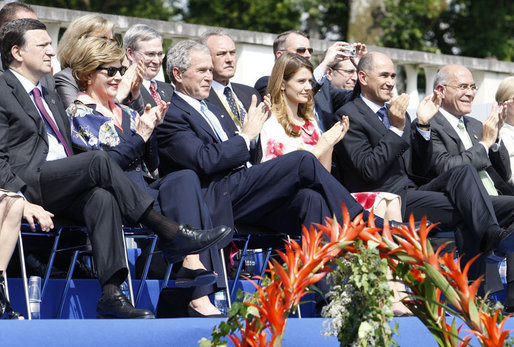 President George W. Bush and Laura Bush applaud during the Lipizzaner stallion exhibition Tuesday, June 10, 2008, at Brdo Castle in Kranj, Slovenia. White House photo by Eric Draper