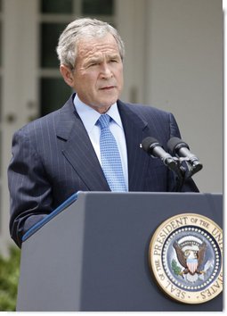President George W. Bush, speaking to reporters Monday, July 14, 2007 in the Rose Garden at the White House, annnounces he has issued a memorandum to lift the executive prohibition on oil exploration in the Outer Continental Shelf. White House photo by Eric Draper