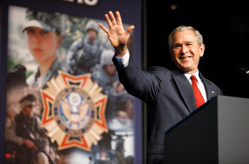 President George W. Bush waves as he acknowledges the applause from the audience at his address Wednesday, Aug. 20, 2008, to the Veterans of Foreign Wars National Convention in Orlando, Fla. President Bush thanked the members of the VFW for their work on behalf of America's veterans and their support in fighting the war on terror. White House photo by Eric Draper