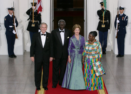 President George W. Bush and Mrs. Laura Bush welcome President John Agyekum Kufuor and Mrs. Theresa Kufuor of Ghana Monday, Sept. 15, 2008, upon their arrival to the North Portico of the White House for a State Dinner in their honor. White House photo by Chris Greenberg