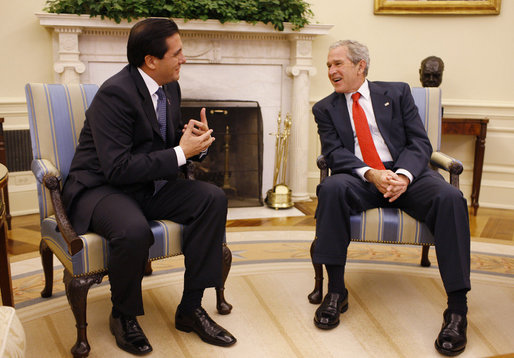 President George W. Bush speaks with Panama's President Martin Torrijos during their meeting in the Oval Office, Wednesday, Sept. 17, 2008, where President Bush thanked President Torrijos for being a good friend to freedom, prosperity and democracy. White House photo by Eric Draper