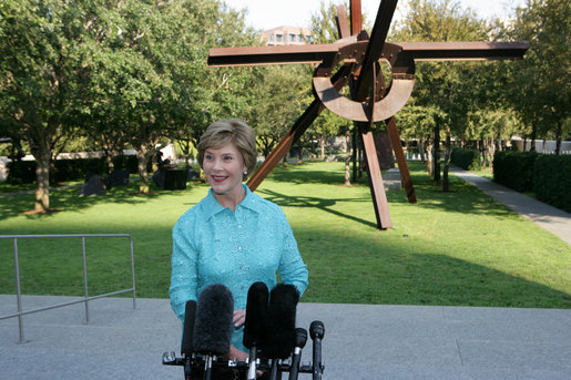 Mrs. Laura Bush addresses the media in the garden of the Nasher Sculpture Center at the conclusion of her tour of the new exhibit, Friday, Sept.19, 2008, in Dallas. Mrs. Bush said that the exhibit, which opened a few hours later, is in many ways about the relationships that Ray and Patsy Nasher had with the greatest artists of their generation - Picasso, Rodin, Oldenburg, Matisse and many others. The works had been in the Nasher home and are now at the center for enjoyment by the public. White House photo by Chris Greenberg
