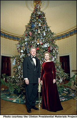 President Clinton family photo. Courtesy the Clinton Presidential Materials Project.