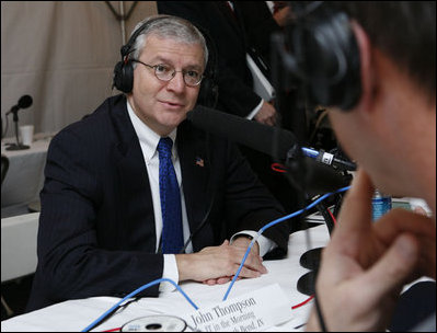 White House Chief of Staff Joshua Bolten talks with radio host John “JT” Thompson of WSBT Radio in South Bend, Ind., during the White House Radio Day Tuesday, Oct. 24, 2006.