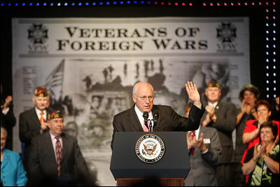 Vice President Dick Cheney is welcomed by members of the Veterans of Foreign Wars of the U.S., Monday, August 28, 2006, at the VFW's annual convention in Reno, Nevada. 