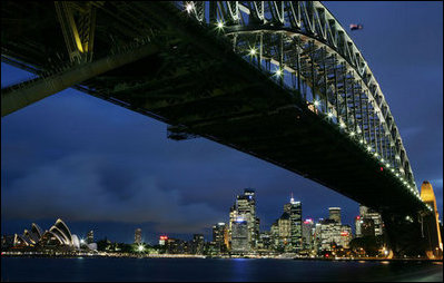 The Australian flag flies above Sydney’s Harbour Bridge Thursday, Sept. 6, 2007. Sydney welcomes the 2007 Asia-Pacific Economic Cooperation with the opening session scheduled for Friday.