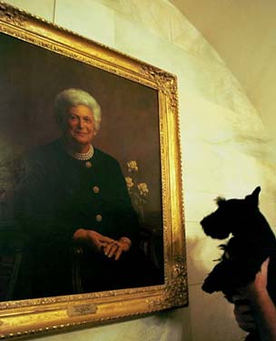 Barney Photo of the Day - August 30, 2004