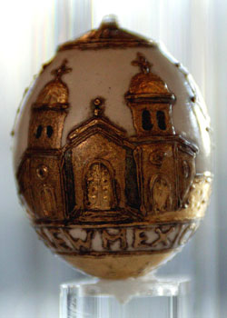 Painted egg by Ilse Magener, Magdalena, NM