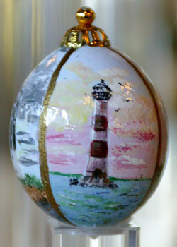 Painted egg by Frances Chappell, Goose Creek, SC