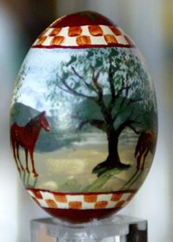 Painted egg by Lisa Curry Mair, Perkinsville, VT