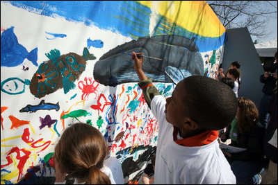 Kids paint a large mural of an ocean scene at the White House Easter Egg Roll Monday, Mar. 24, 2008 on the South Lawn of the White House. The theme for the 2008 Easter Egg Roll is Ocean Conservation. The kids were able to learn how to keep our oceans clean and healthy for fish and other ocean life.
