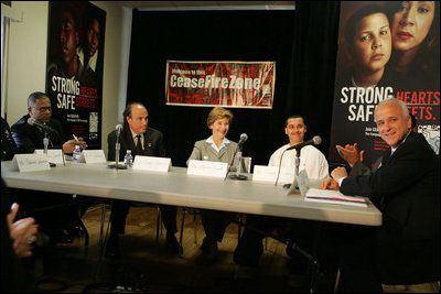Laura Bush discusses strategies to reduce violence with Chicago's law enforcement personnel, residents, clergy, medical professionals and youth during her visit to the Chicago Project for Violence Prevention's CeaseFire Chicago program in Chicago June 2, 2005.