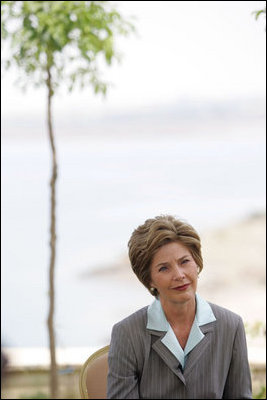 Laura Bush participates in an interview with Neda Ramahi of Jordanian television and radio at the Dead Sea in Jordan Saturday, May 21, 2005.