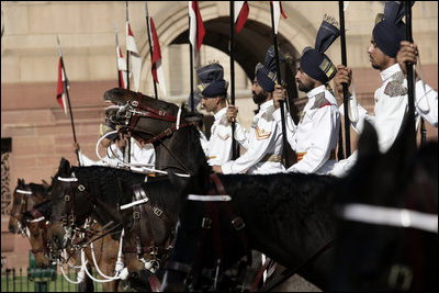 An Indian honor guard stands at attention during the arrival ceremony Thursday, March 2, 2006, at Rashtrapati Bhavan in New Delhi welcoming President George W. Bush and Laura Bush to India.