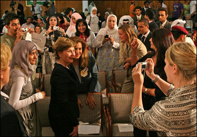 Mrs. Laura Bush meets with students after speaking about the English Access Microscholarship Program at the Ministry of Education Training Facility in Kuwait City, Wednesday, Oct. 24, 2007.