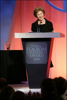 Mrs. Laura Bush accepts the 2008 Robert S. Folsom Leadership Award Thursday, April 10, 2008, in Dallas. The award, presented by the Methodist Health System Foundation, recognizes individuals who have demonstrated a commitment to community leadership emulating the achievements of former Dallas Mayor Robert Folsom.