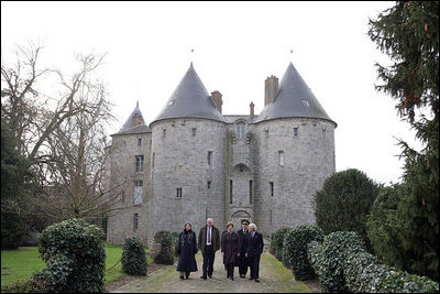 Mrs. Laura Bush tours Chateau de la Grange with US Ambassador Craig Stapleton and his wife, left, during a three-day visit to Paris Tuesday, Jan. 16, 2007.