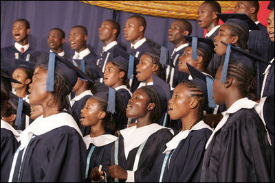 A choir sings at the ceremony to sign an agreement to launch the Africa Education Initiative, Jan. 17, 2006 in Accra, Ghana.